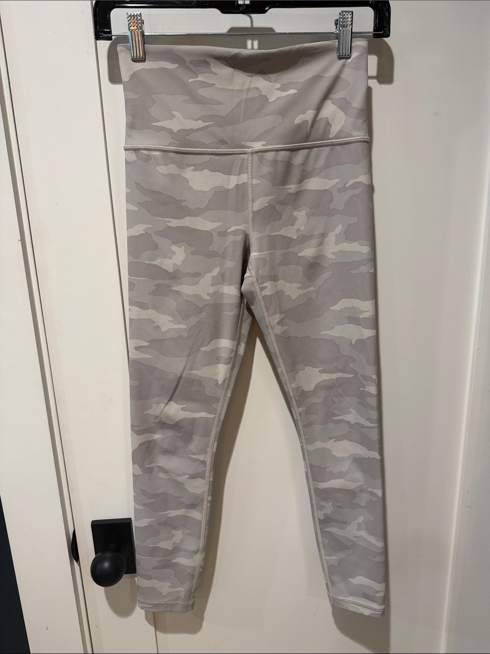 Athleta grey camo leggings size XS